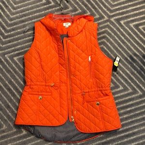 Orange Crown&Ivy vest